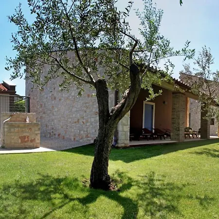 2377 Gasthof Valbandon